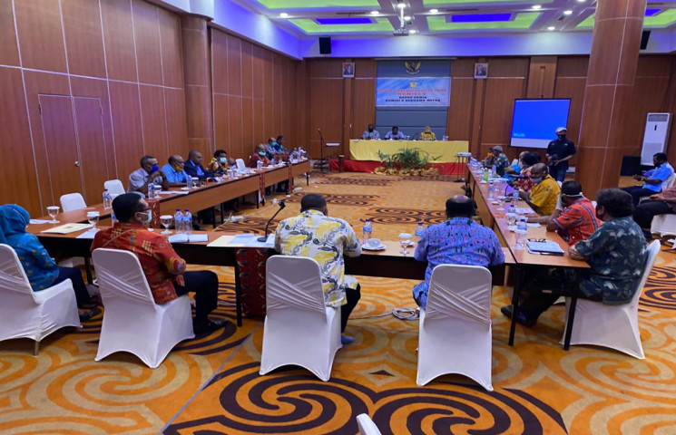 Pemprov - DPR Papua Dorong Pembahasan Raperdasi Pembangunan Dunia Pendidikan